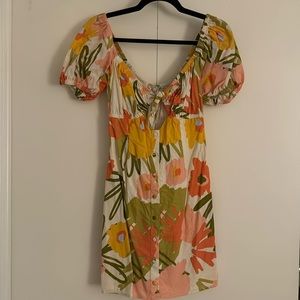 Floral keyhole dress